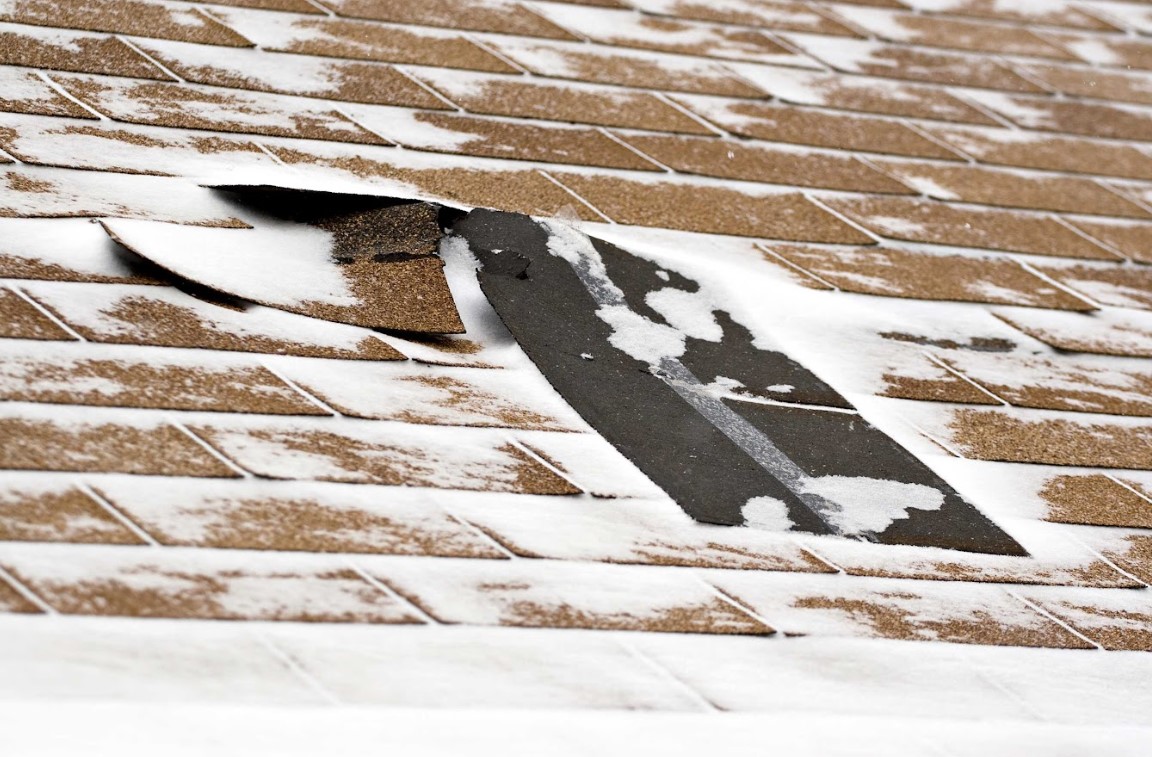 winter weather affects roofing materials